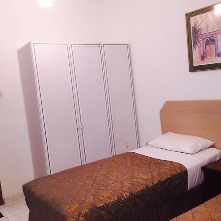 Gold Plaza Guest House Dubai Oda fotoğraf